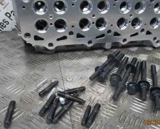 Nissan 384577 11039vc101 culata interstar (x70)