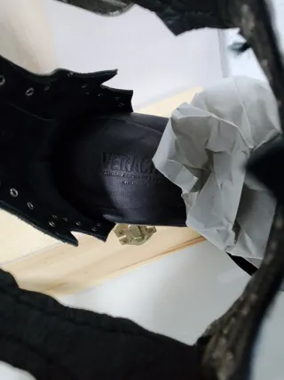 Sandalias de piel negras