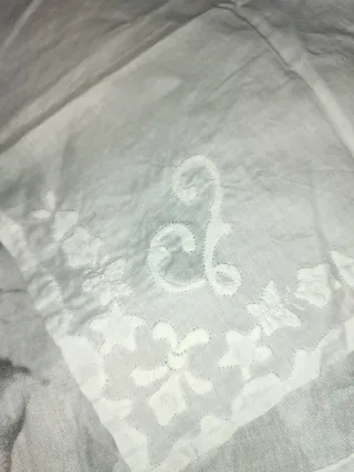 Fazzoletti donna ricamati a mano