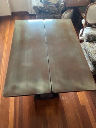 Mesa de madera maciza