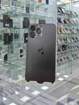 iPhone 13 Pro Max 256GB Gris 86% Usado Sin caja