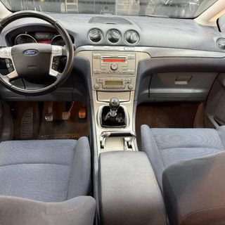 175.000kms 1 año de garantia 5.500€ ITV 12/2026