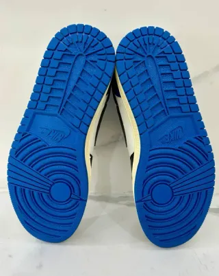 Jordan 1 x Travis Scott Talla 42