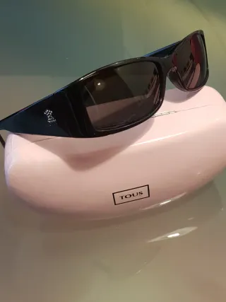 Gafas de sol Tous negras
