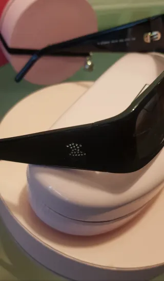 Gafas de sol Tous negras