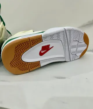 Nike Jordan 4 Pine Green Talla 40