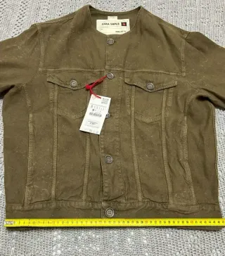 Chaqueta Zara Verde Oliva