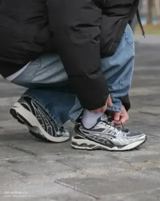 Asics Zapatillas Running Plata y Negro