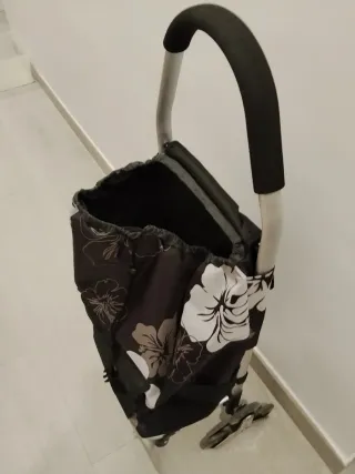CARRITO DE COMPRA DE ALUMINIO  SUBE ESCALERAS