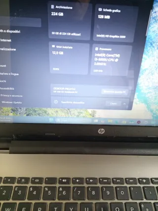 HP G5 Notebook 11 + Win 11 + 12GB RAM + SSD