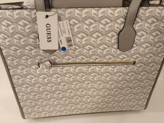Borsa Guess con logo e strisce