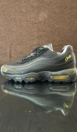 Nike Air Max 95 Talla 41 Negro Amarillo