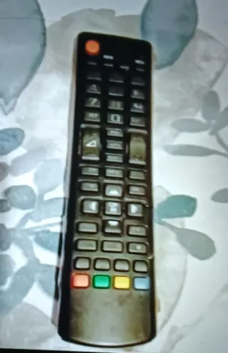 TV LG 28MT45D 28 pulgadas