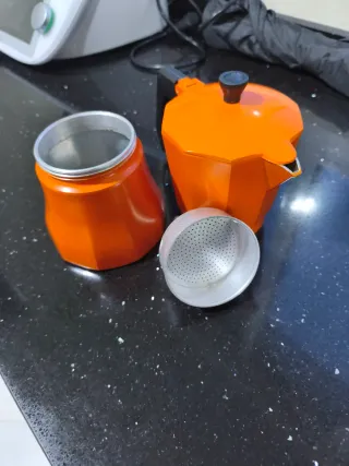 Cafetera italiana San Ignacio naranja