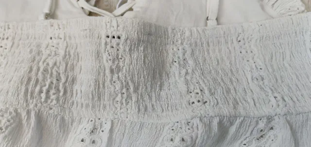 Top blanco volante encaje lazo S