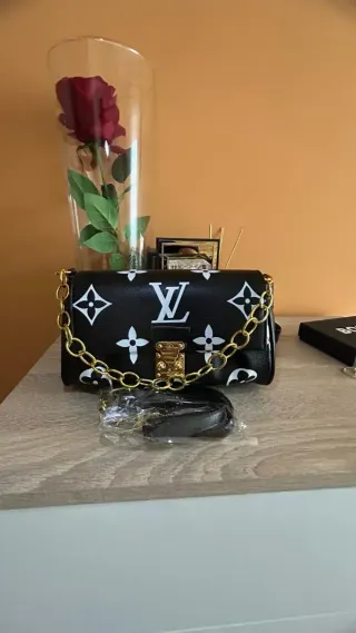 Bolso Louis Vuitton Negro y Blanco