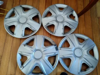 Tapas de Rueda 13 (4 unidades)