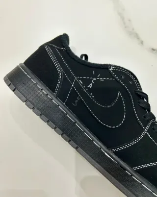 Travis Scott x Air Jordan 1 Black Phantom Talla 43