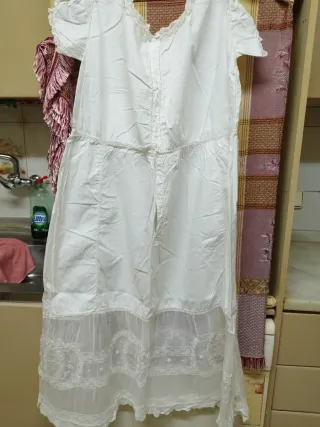 Camisón antiguo victoriano blanco