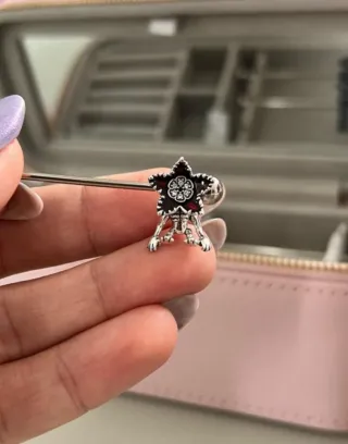 Charm Pandora Demogorgon de Stranger Things -Plata