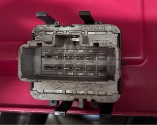 Pulsador Elevalunas Renault