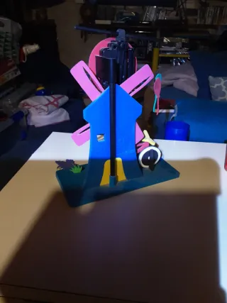 Reloj de mesa infantil con movimiento