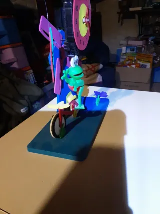 Reloj de mesa infantil con movimiento