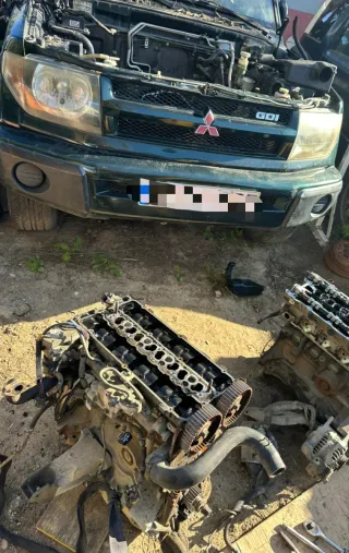 Despiece motor Mitsubishi Montero 1.8