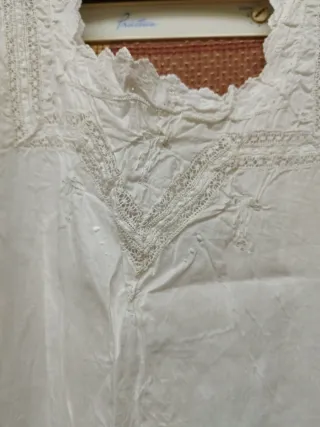 Precioso camisón victoriano antiguo