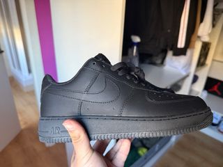 Nike Air Force 1 'Triple Black'