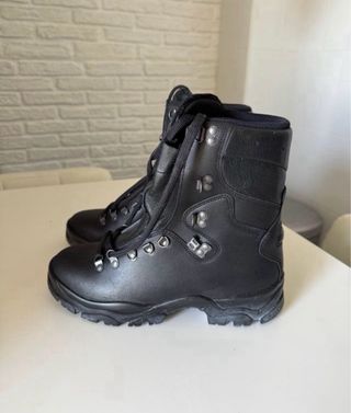 * 42 Botas militares Gore-Tex caza montaña