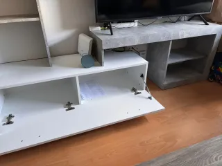 Mueble TV modular gris y blanco en perfecto estado