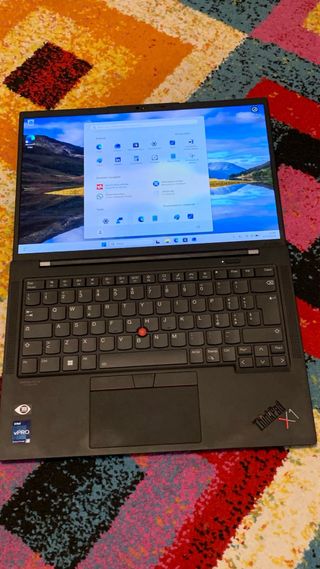 Lenovo ThinkPad X1 Carbon Gen 10