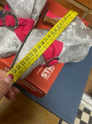 Zapatos Botín Fallero Plateado y Rosa