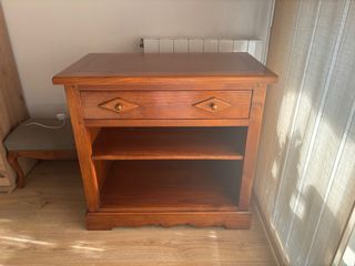 Aparador roble macizo con ruedas