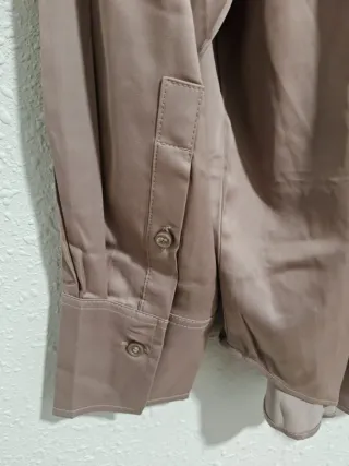 Camisa satinada H&M Talla L