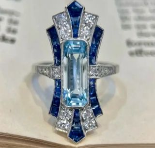 Anello vintage azzurro con pietre blu