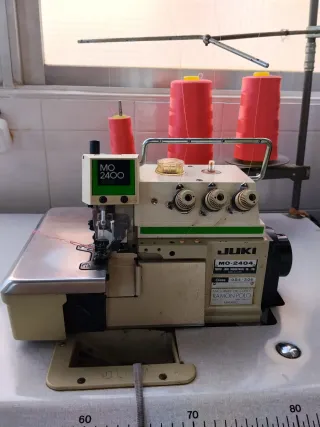 Máquina de coser JUKI MO-2404