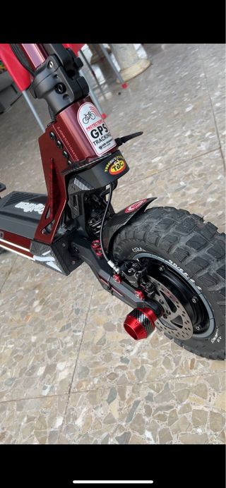 M41 Scooter Eléctrico Negro/Rojo