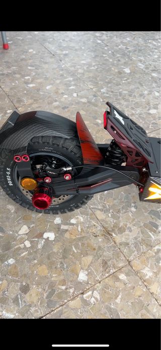 M41 Scooter Eléctrico Negro/Rojo