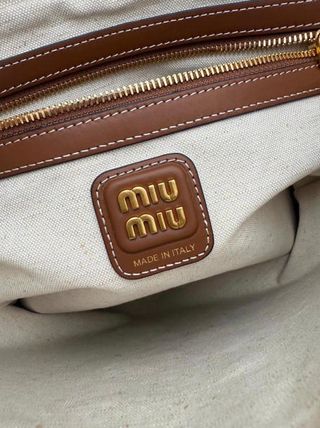 Bolso Tote Miu Miu Ivy Marrón