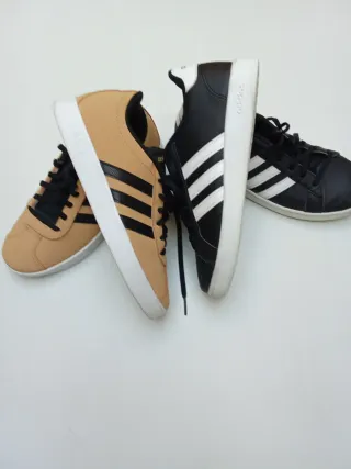 2 Pares Adidas Talla 38.5 Beige/Negro