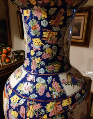 Jarrón de porcelana china grande