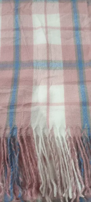 Bufanda a cuadros rosa, blanco y azul, Nueva 4€!!