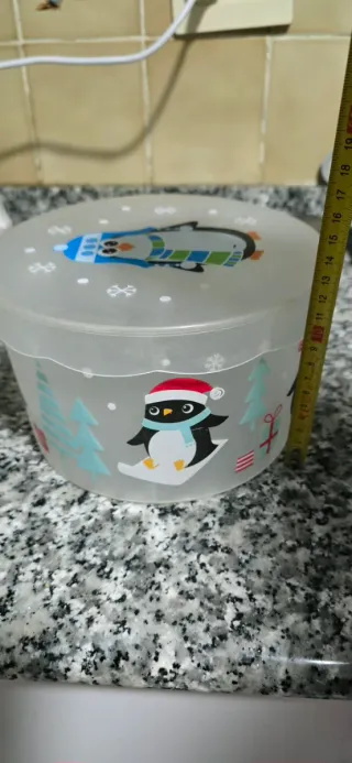 Caja Plástico Navidad Penguins