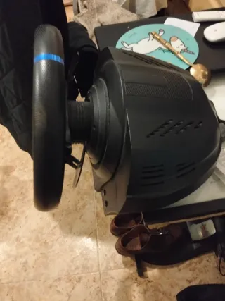 Volante e Pedali Thrustmaster T300 senza pedali130