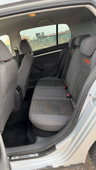 Volkswagen Golf 2006