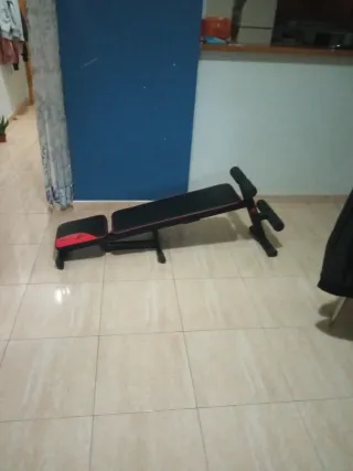 Banco de pesas y abdominales