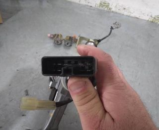 Toyota 85432 35010 antirrobo 4 2.4 td ingles 34115