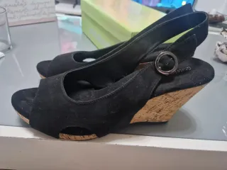Cuñas negras talla 43
